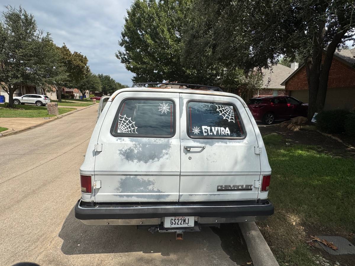 Chevy-suburban-1500-1991-10