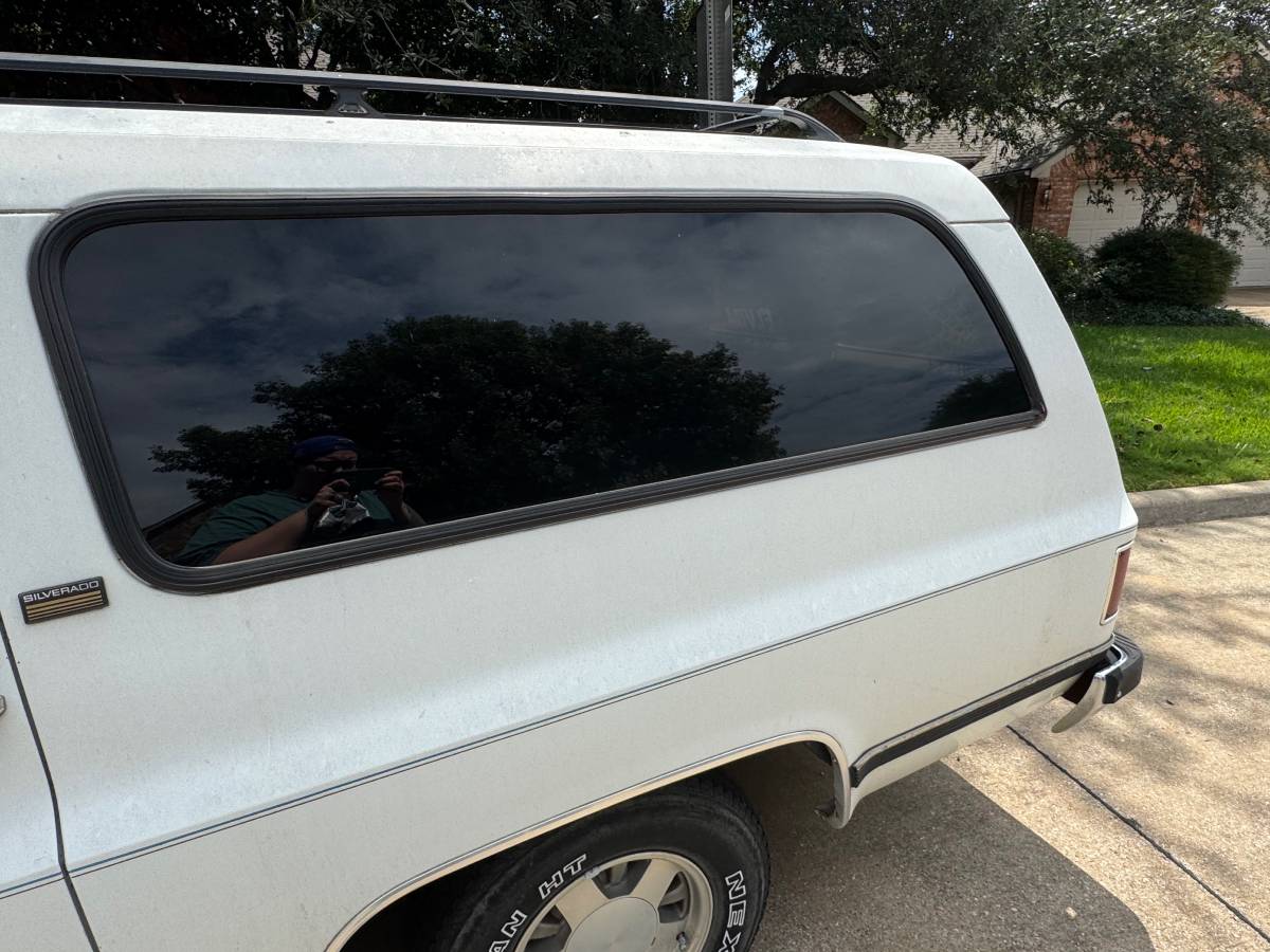 Chevy-suburban-1500-1991-9