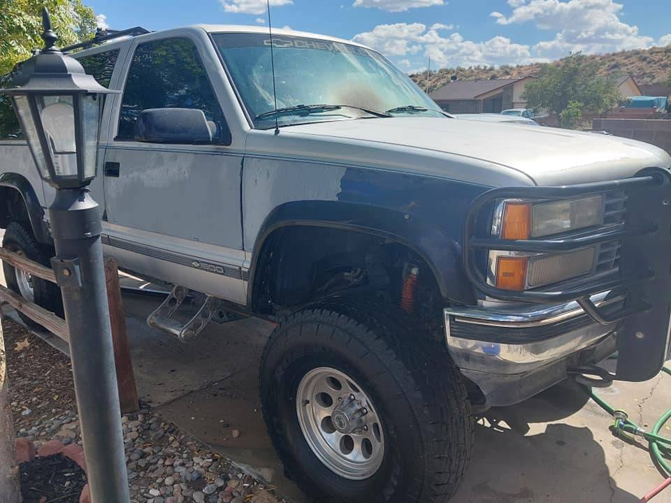 Chevy-suburban-1500-1993-1