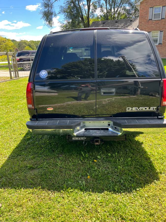 Chevy-suburban-1995-2