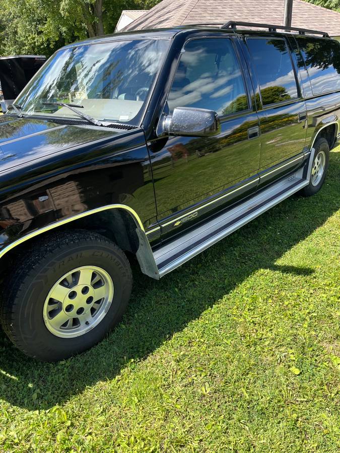 Chevy-suburban-1995-4