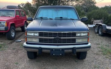 Chevy-suburban-2500-1993-blue-6
