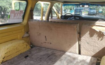 Chevy-suburban-2500-4x4-1985-yellow-7