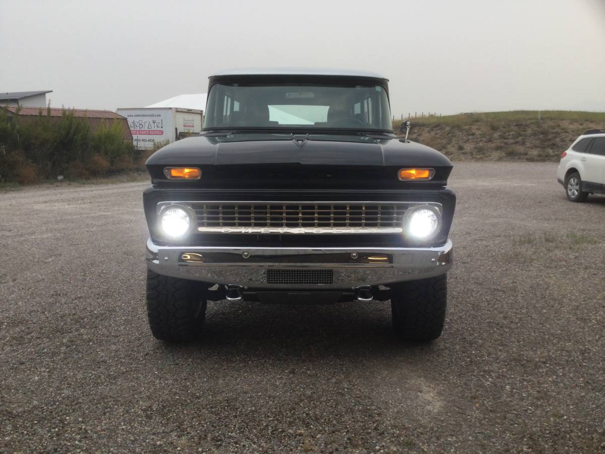 Chevy-suburban-2500-diesel-1963-14