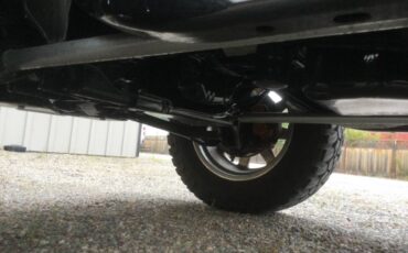 Chevy-suburban-2500-diesel-1963-19