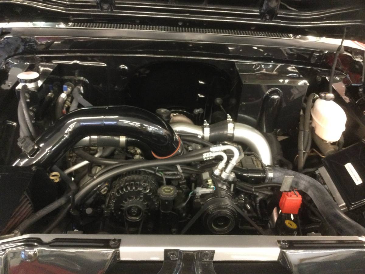 Chevy-suburban-2500-diesel-1963-3