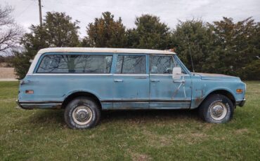Chevy-suburban-4x4-1972-blue-7