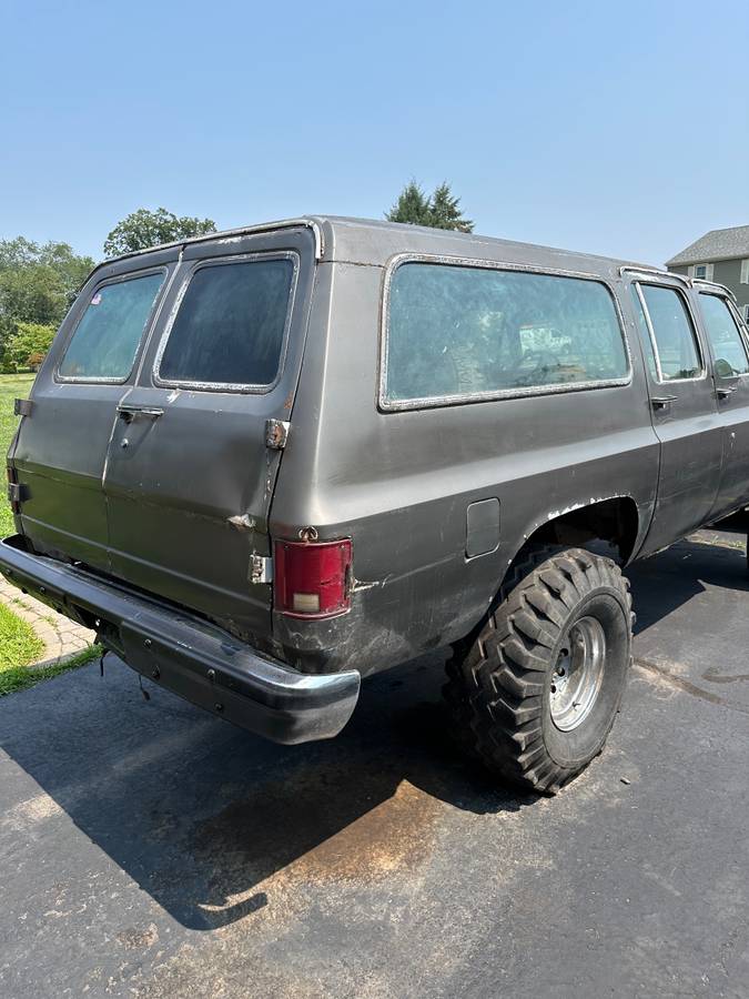 Chevy-suburban-lt-4x4-1986-brown-2
