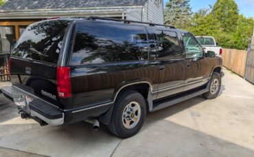 Chevy-suburban-lt-4x4-1995-black-3