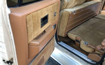 Chevy-suburban-r2500-1991-15