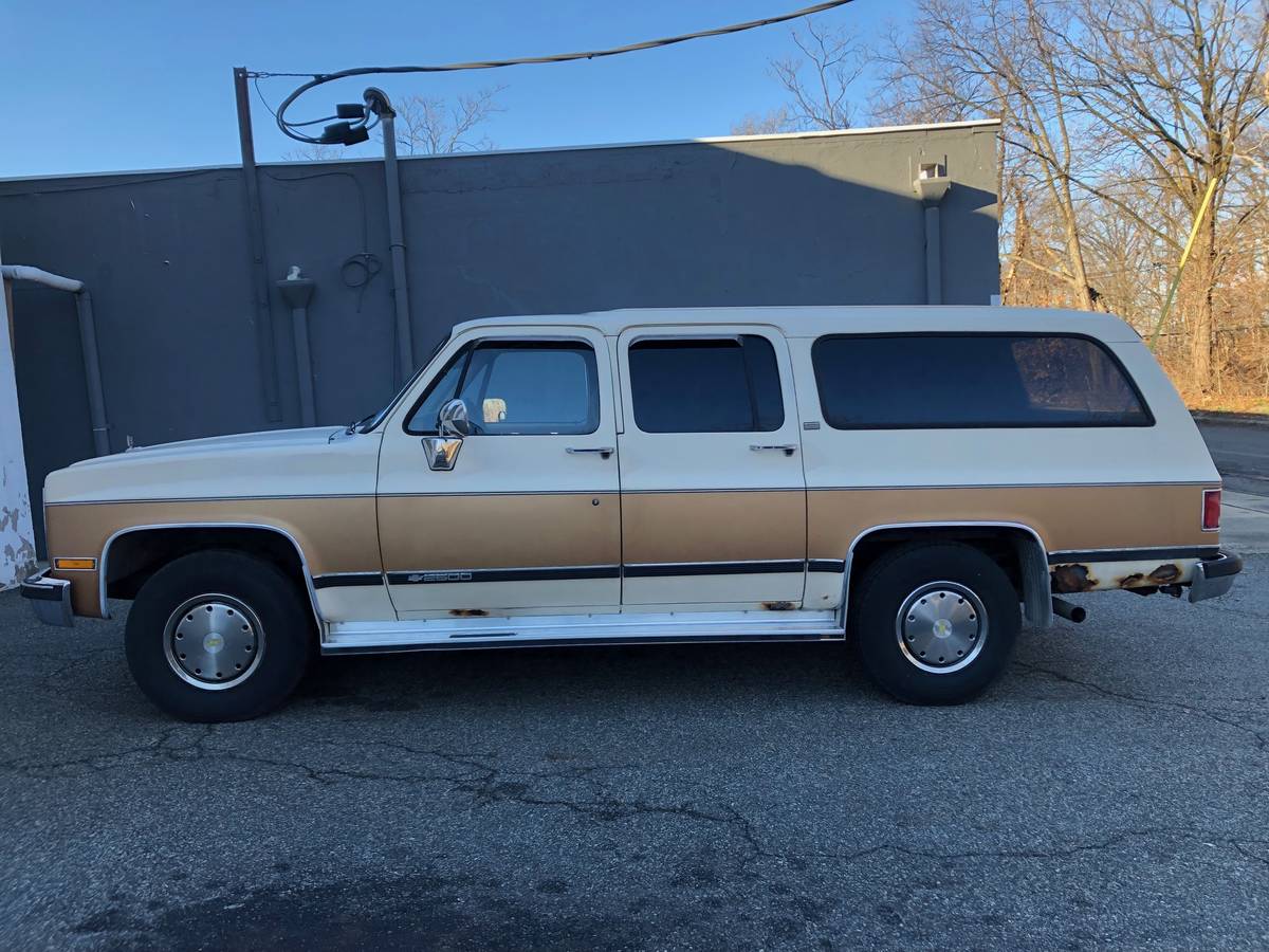 Chevy-suburban-r2500-1991-9