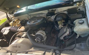 Chevy-tahoe-2-dooe-4-w-drive-1995-white-9