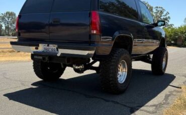 Chevy-tahoe-4x4-1995-blue-3