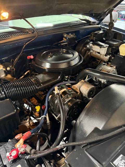 Chevy-tahoe-4x4-1995-blue-5
