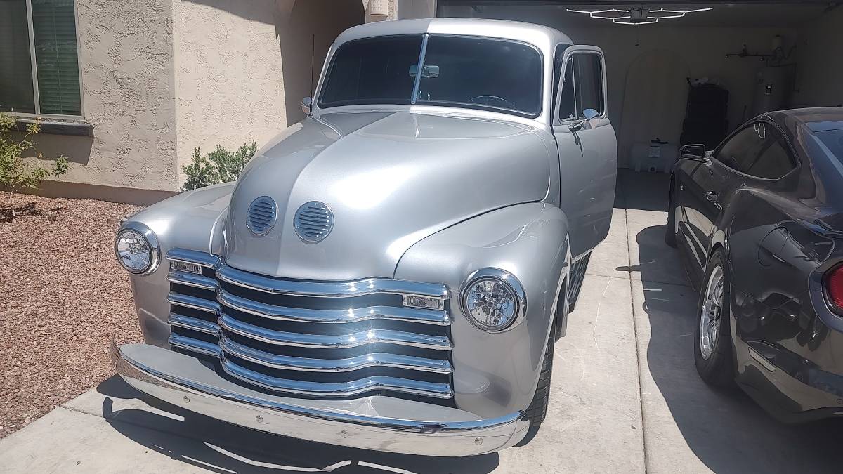 Chevy-truck-1952-12