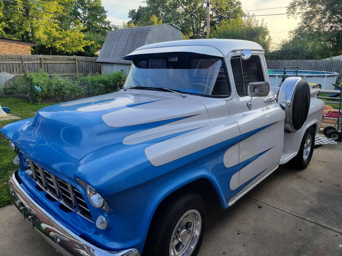 Chevy-truck-1956-white-1