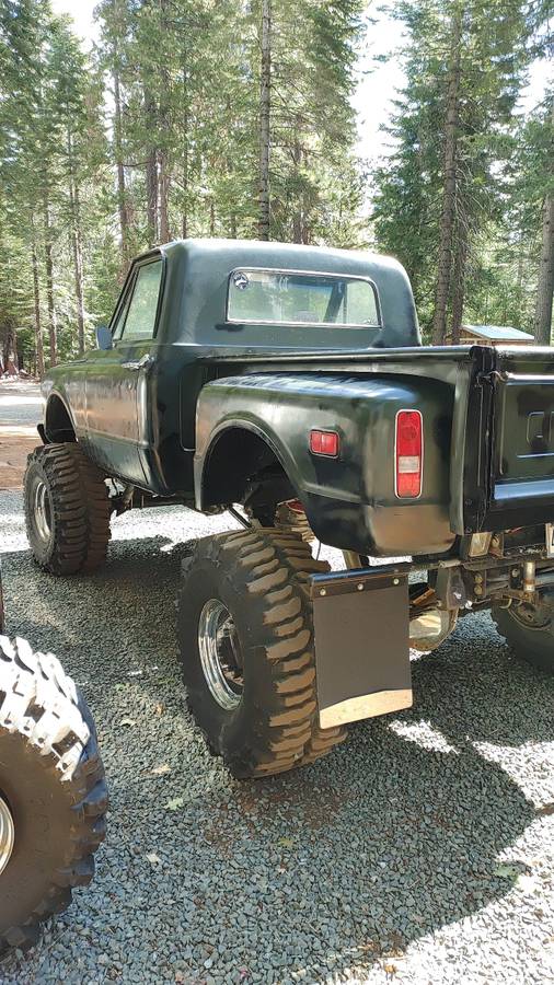 Chevy-truck-1967-green-1