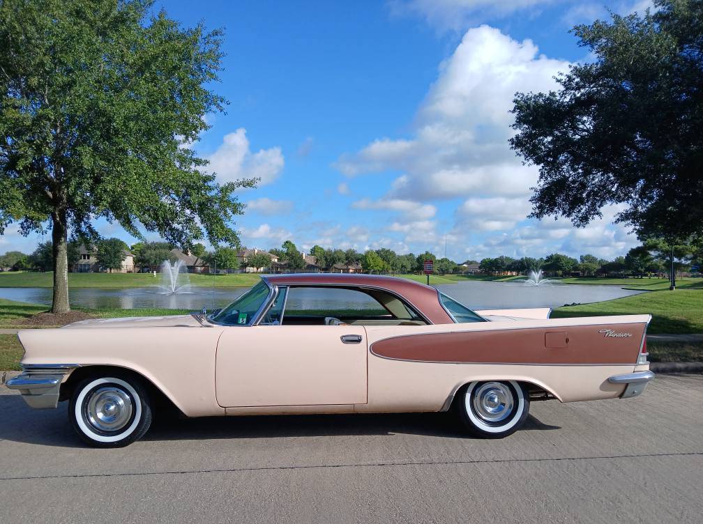 Chrysler-1957-8