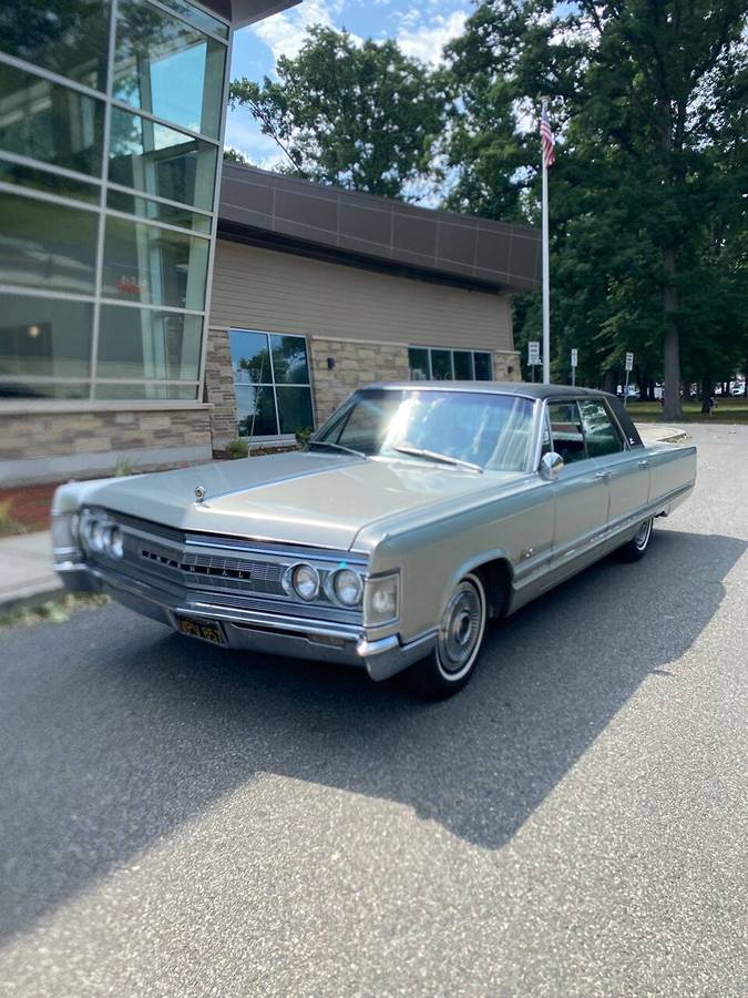 Chrysler-1967-grey-4