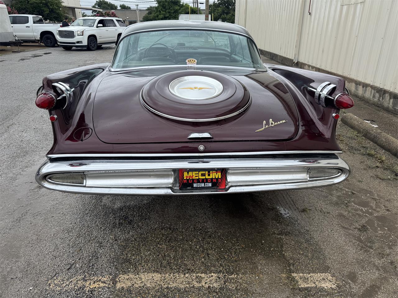 Chrysler-300-1959-Maroon-Maroon-and-White-7