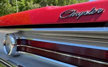 Chrysler-300-1968-Red-Black-17