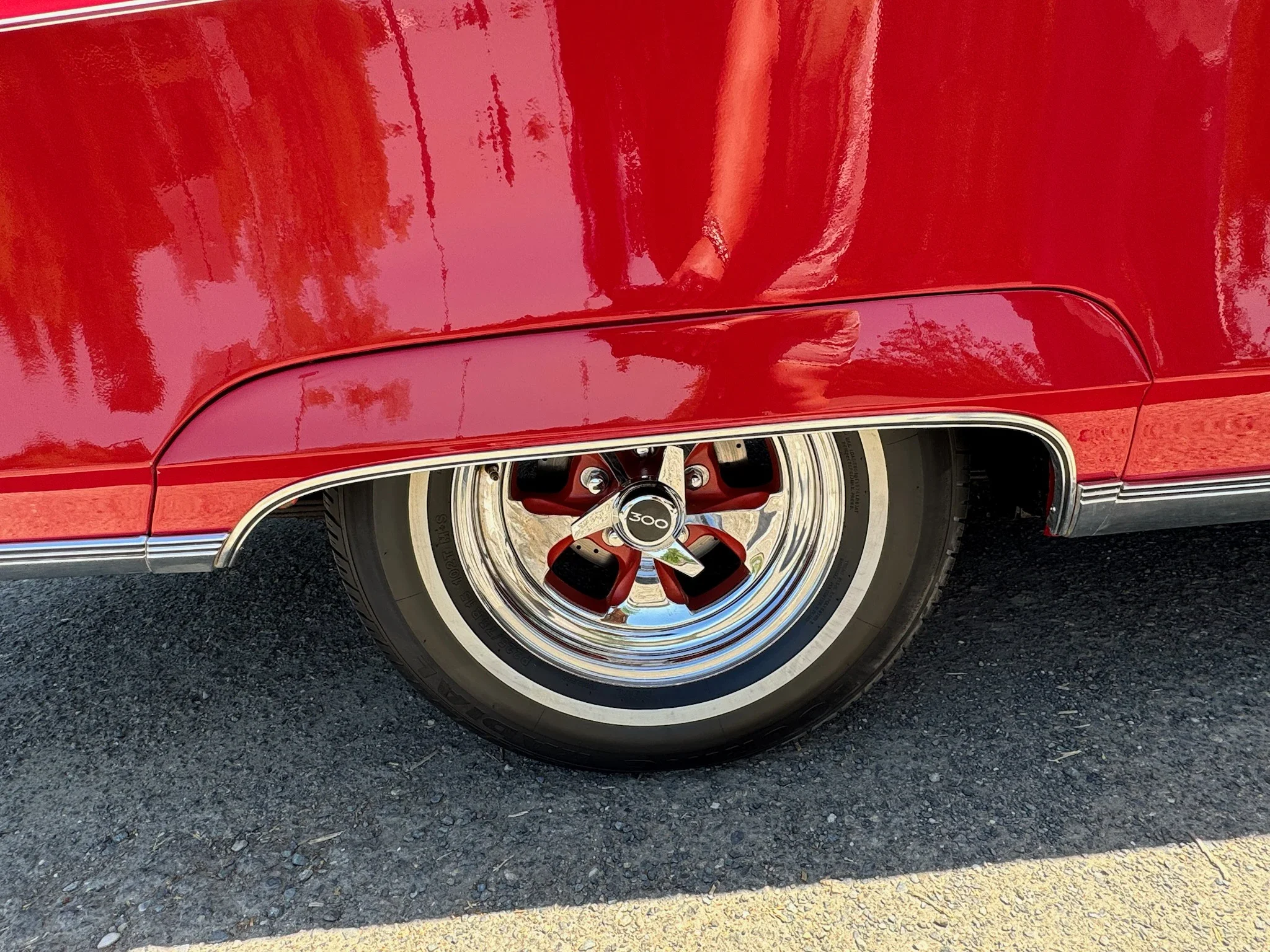 Chrysler-300-1968-Red-Black-18