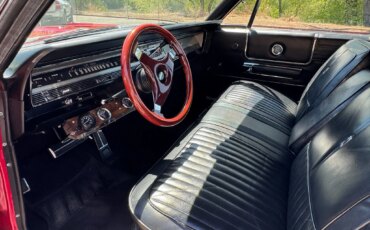 Chrysler-300-1968-Red-Black-19