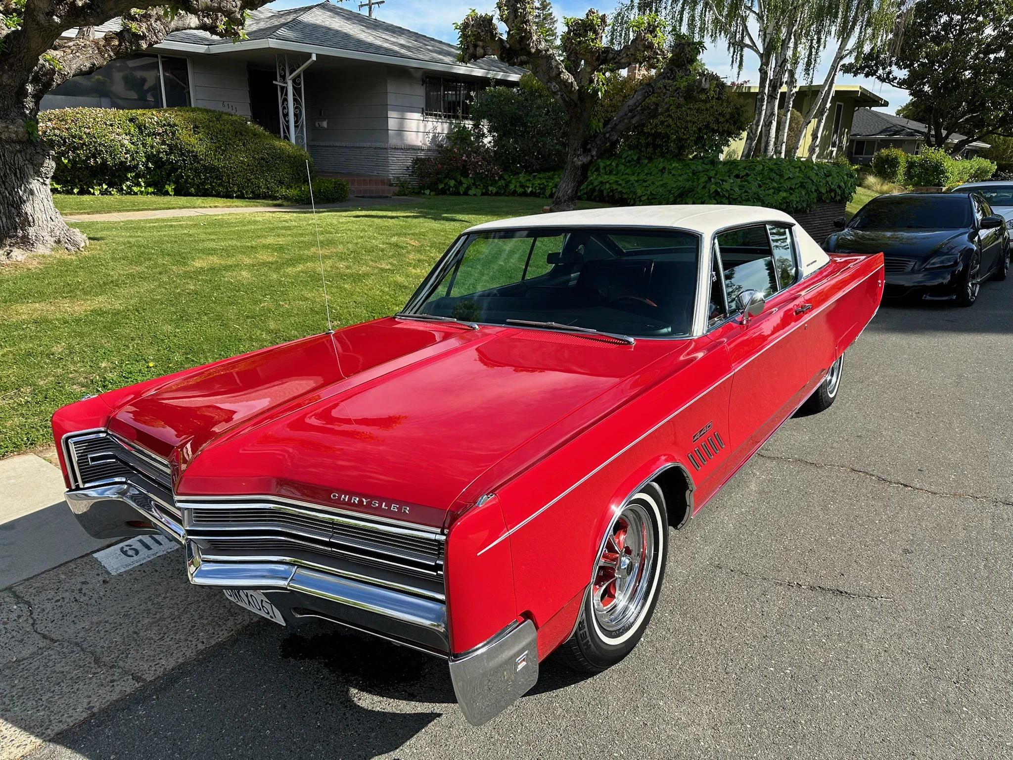 Chrysler-300-1968-Red-Black-25