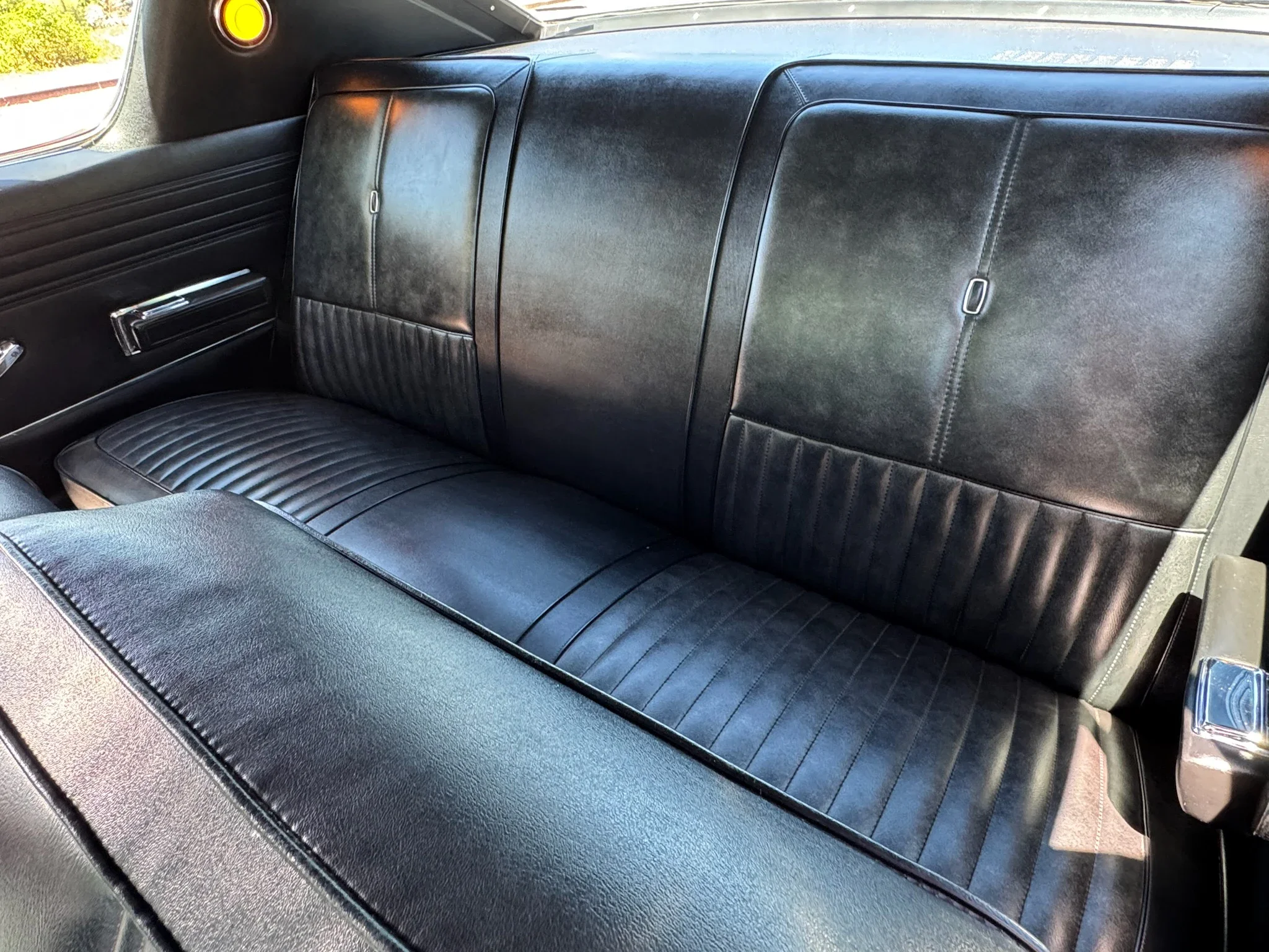 Chrysler-300-1968-Red-Black-27