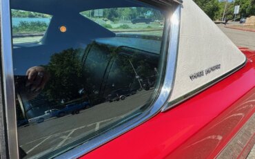 Chrysler-300-1968-Red-Black-9