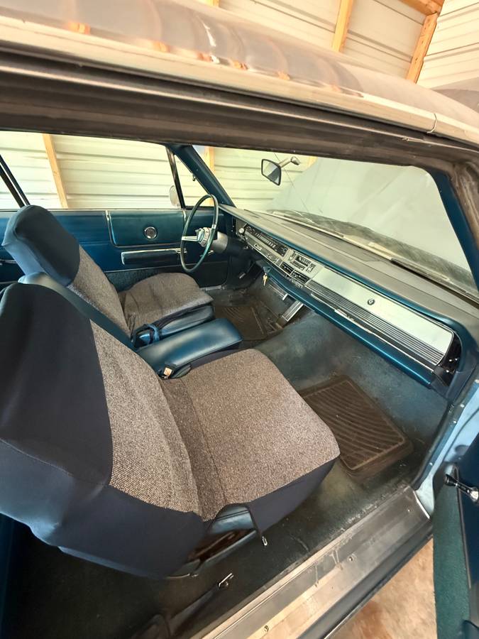 Chrysler-300-1968-blue-4