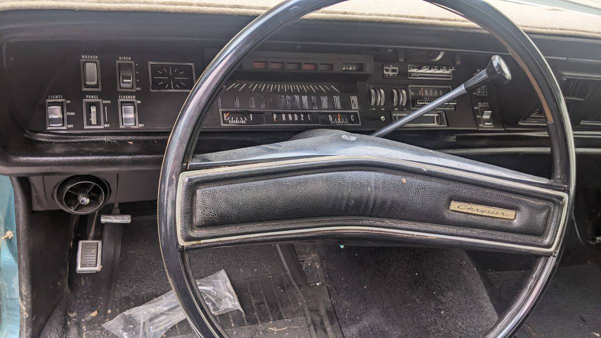 Chrysler-300-1970-blue-11