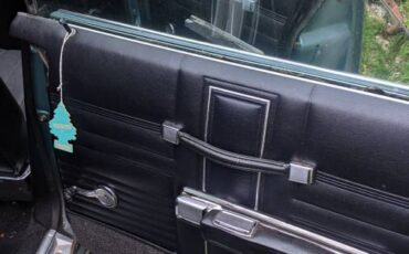 Chrysler-300-1970-blue-17
