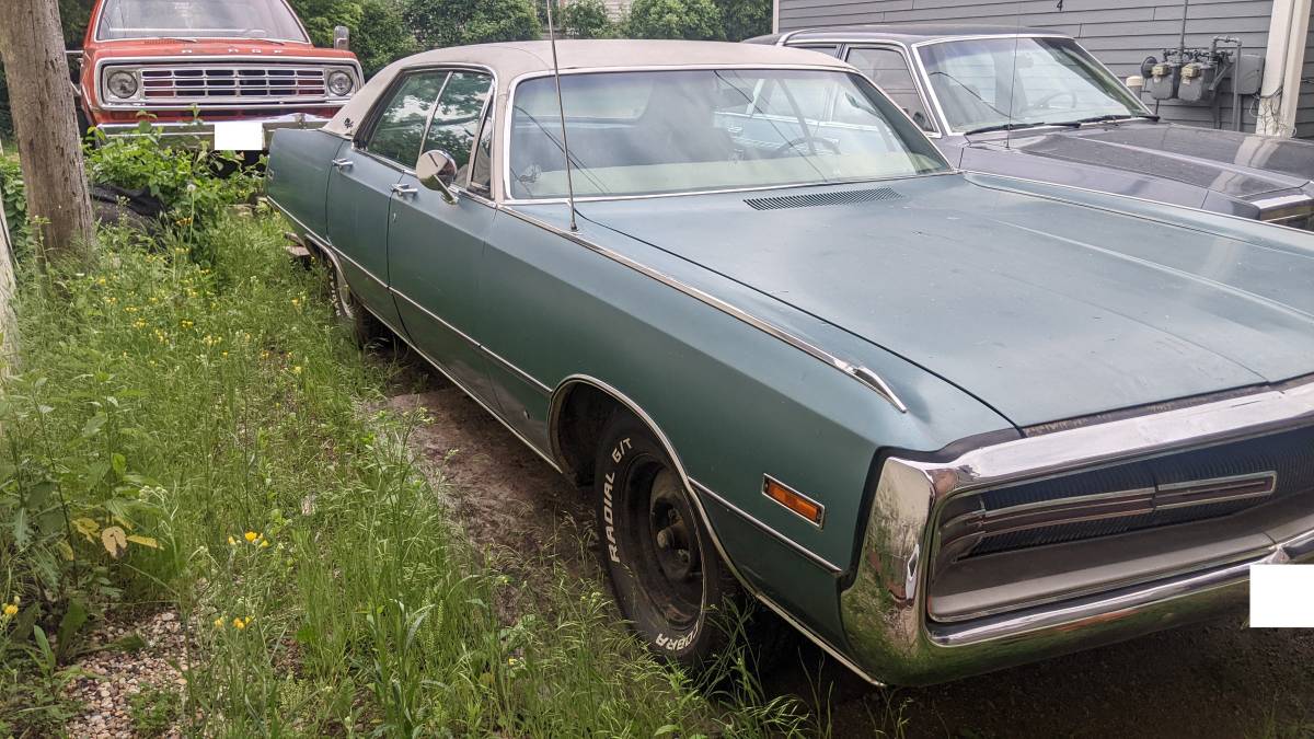 Chrysler-300-1970-blue-3