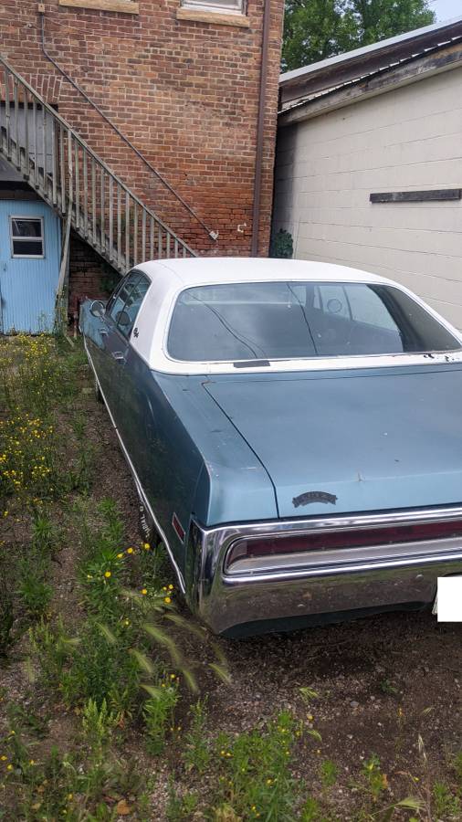 Chrysler-300-1970-blue-4