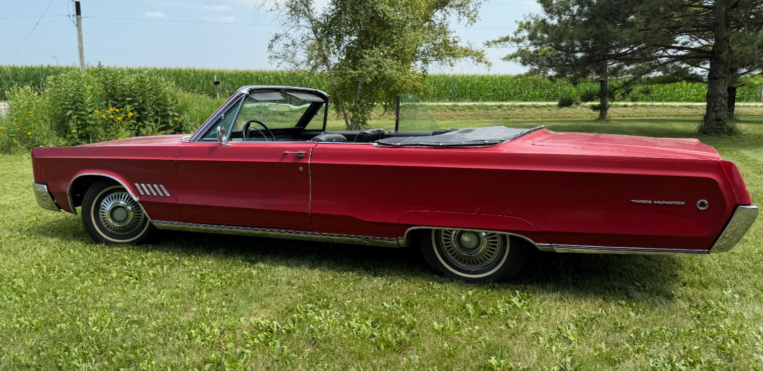 Chrysler-300-Series-1968-Convertible-2