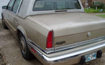 Chrysler-5th-ave-new-yorker-1991-custom-3