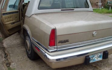 Chrysler-5th-ave-new-yorker-1991-custom-4