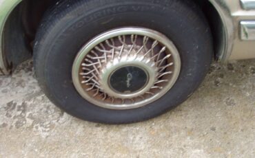 Chrysler-5th-ave-new-yorker-1991-custom-5