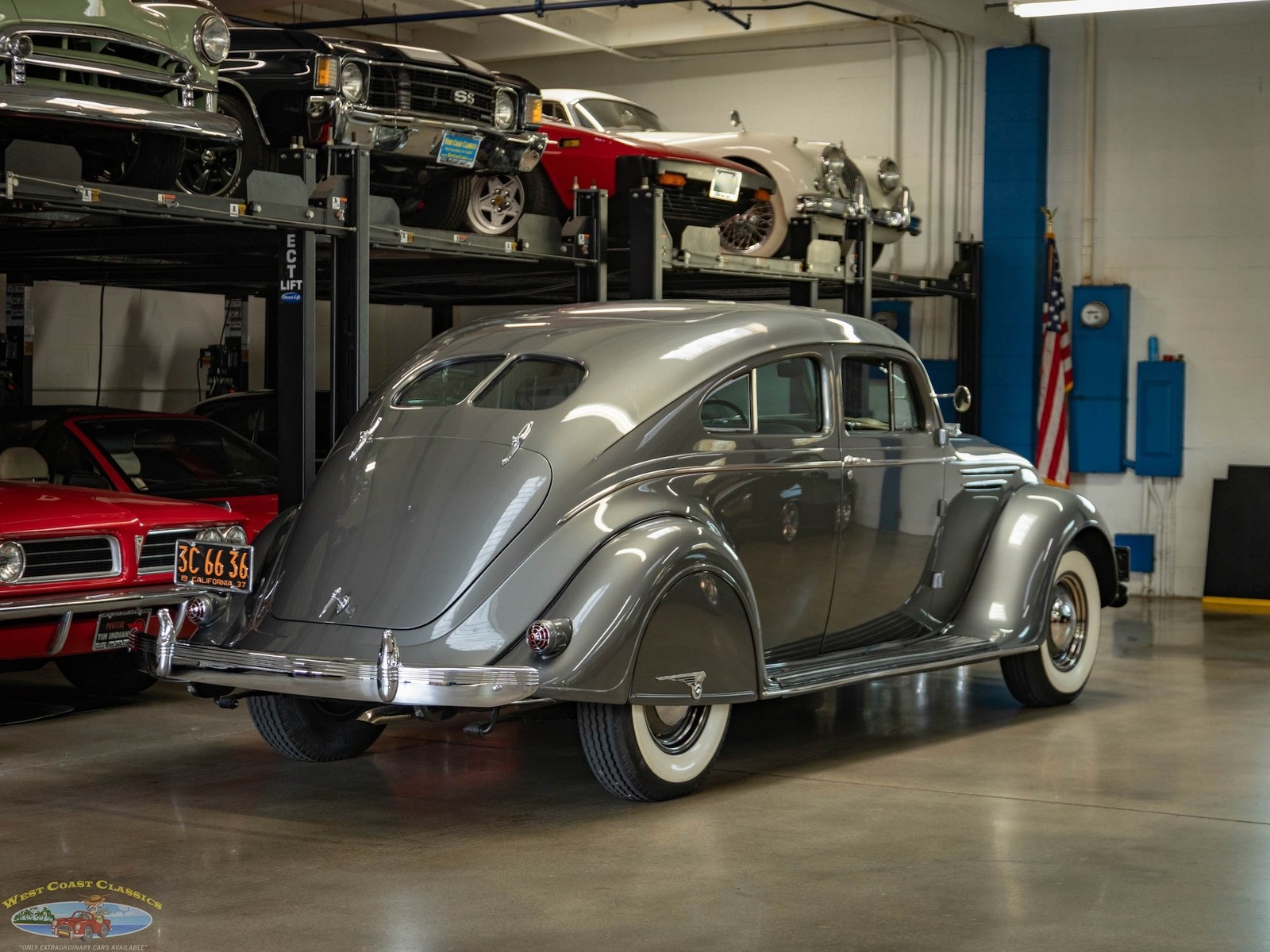 Chrysler-Airflow-Series-C-17-1937-2-Door-Coupe-24