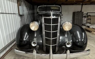 Chrysler-Airstream-1935-14