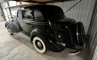 Chrysler-Airstream-1935-3