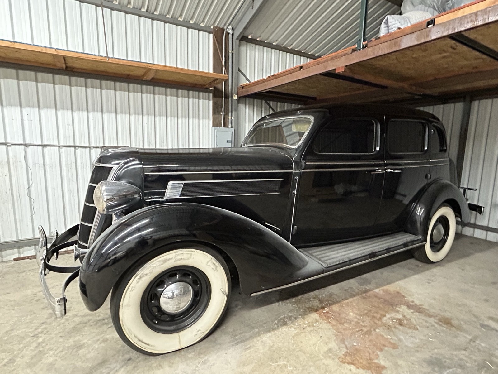 Chrysler-Airstream-1935-4