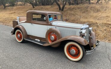 Chrysler-Cl-1932-Brown-Cream-2