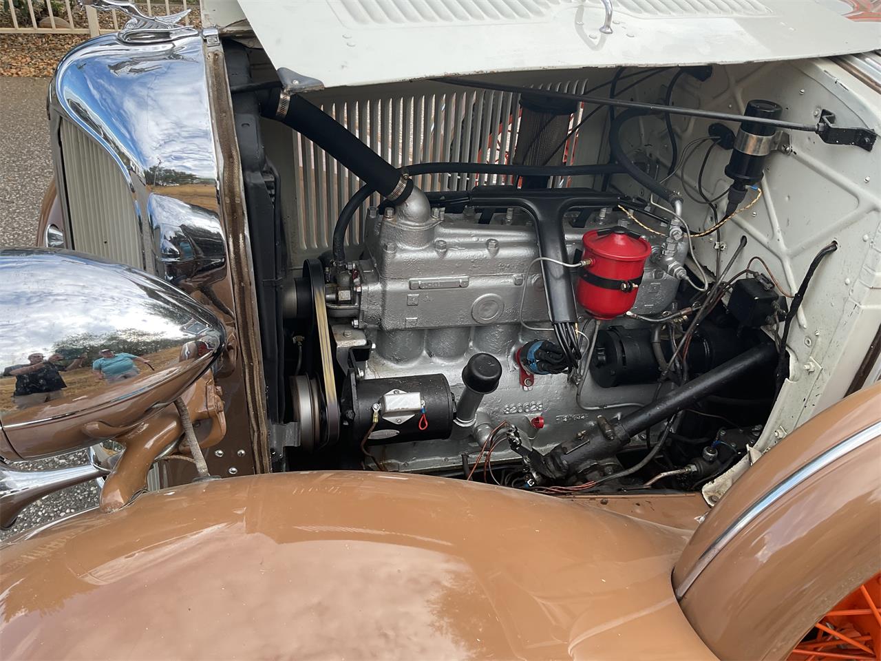 Chrysler-Cl-1932-Brown-Cream-21
