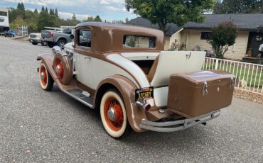 Chrysler-Cl-1932-Brown-Cream-5