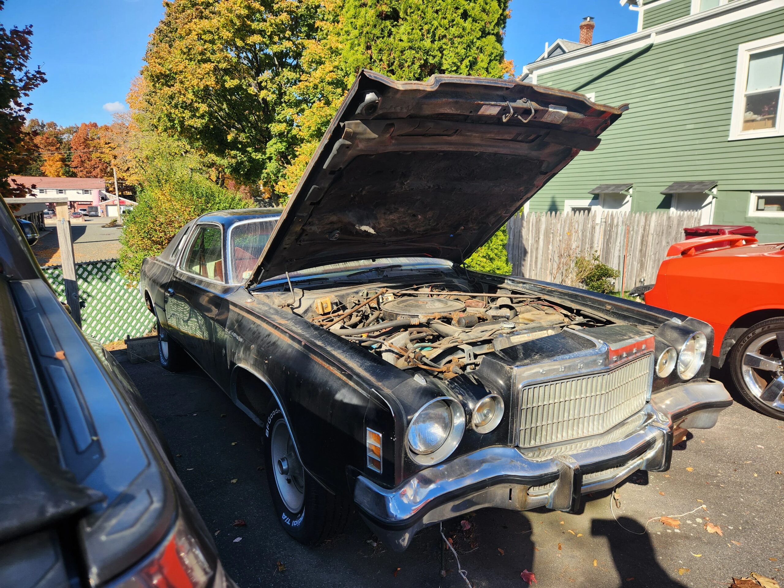 Chrysler-Cordoba-1975-Black-Burgundy