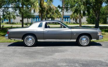 Chrysler-Cordoba-1978-Charcoal-Gray-Black-4