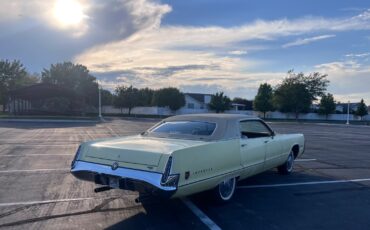 Chrysler-Imperial-1973-Sedan-3