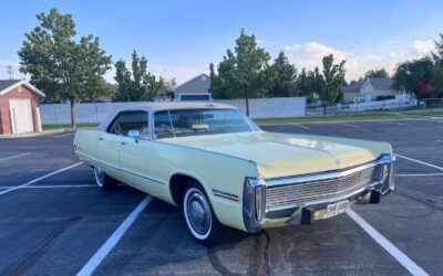 Chrysler Imperial 1973 Sedan